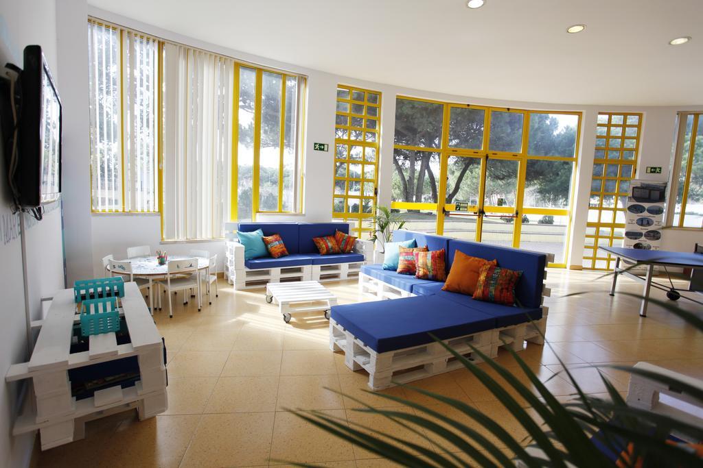 Caparica Sun Centre Albergue